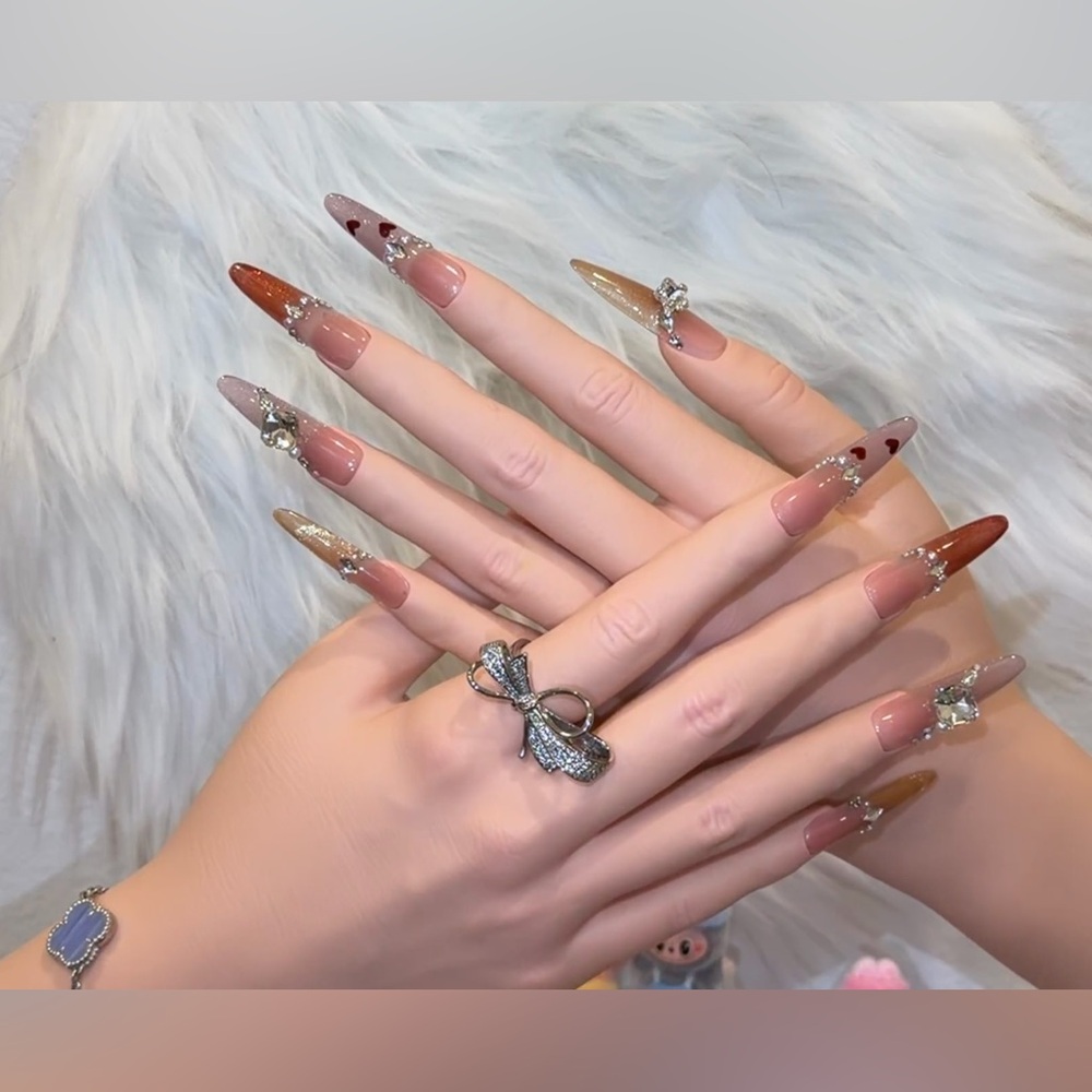Romantic & Luxury Gradient Press-On Nails | Gold & Red Glitter with Heart Gems